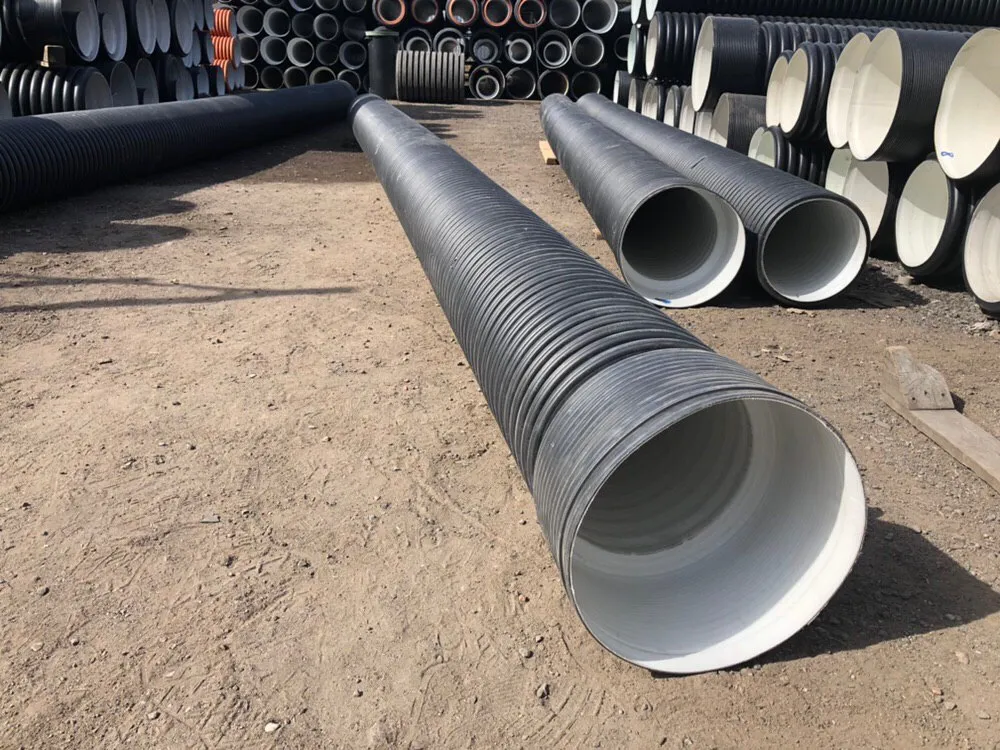 Гофрированная полиэтиленовая труба SN8 Ф 175 / 150 мм (6 м)